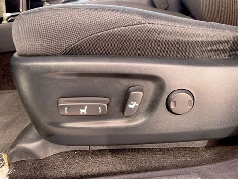 Used 2024 Toyota 4Runner TRD Off-Road image 12