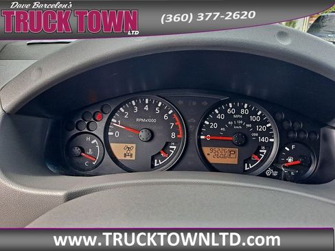 Used 2015 Nissan Frontier SV image 17