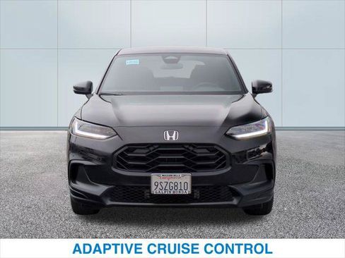 Certified 2025 Honda HR-V Sport image 3