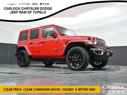 Used 2025 Jeep Wrangler Unlimited Sahara w/ Safety Group AWD/4WD image 40