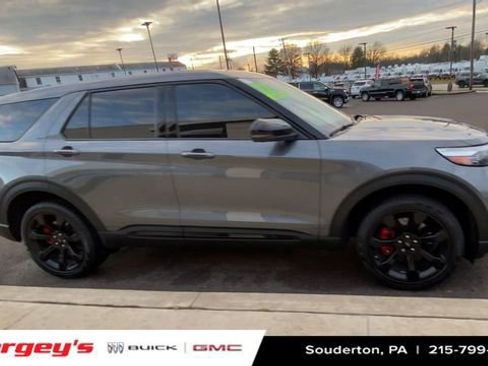 Used 2022 Ford Explorer ST w/ Equipment Group 401A image 11