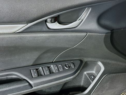 Used 2021 Honda Civic Sport image 15