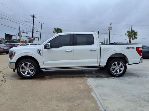Used 2022 Ford F150 Lariat w/ Equipment Group 502A High AWD/4WD image 5