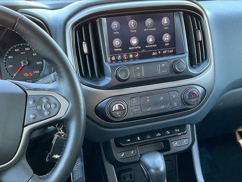 Used 2022 Chevrolet Colorado Z71 image 6