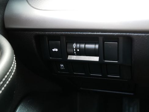 Used 2016 Subaru Legacy 2.5i Premium w/ Popular Package #2 AWD/4WD image 26