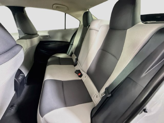 Used 2025 Toyota Corolla LE FWD image 23