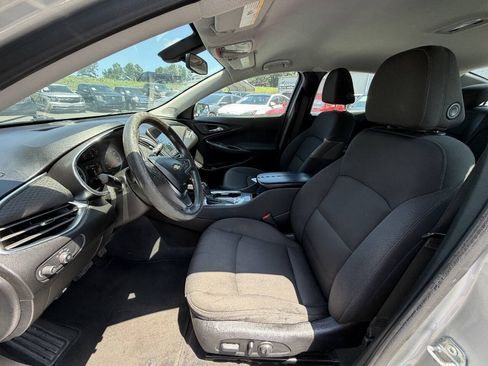 Used 2020 Chevrolet Malibu LT FWD image 8