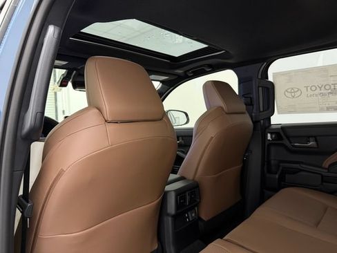 New 2026 Toyota 4Runner Limited AWD/4WD image 31