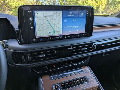 New 2025 Lincoln Aviator Black Label image 7