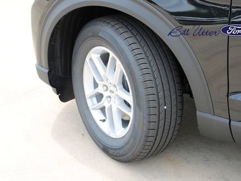 New 2026 Ford Explorer Active RWD image 5