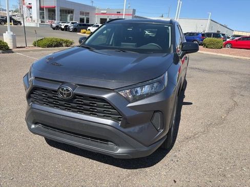 Used 2020 Toyota RAV4 LE w/ Carpet Mat Package image 5