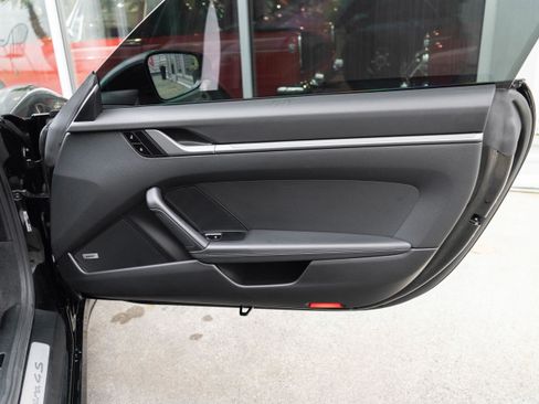 Used 2020 Porsche 911 Carrera 4S image 30