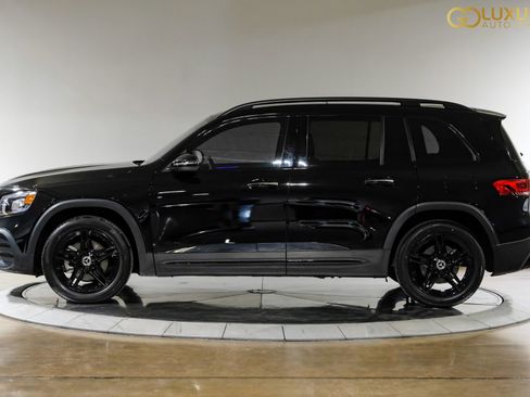 Used 2023 Mercedes-Benz GLB 250 4MATIC image 13