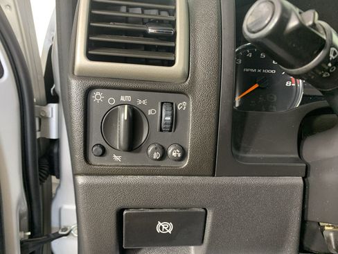 Used 2010 Chevrolet Colorado LT RWD image 15