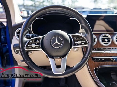 Used 2022 Mercedes-Benz GLC 300 4MATIC w/ Premium Package Lite image 29