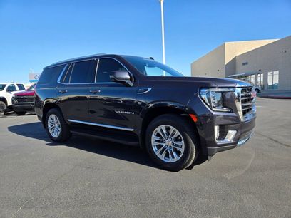 Used 2024 GMC Yukon SLT w/ SLT Luxury Package