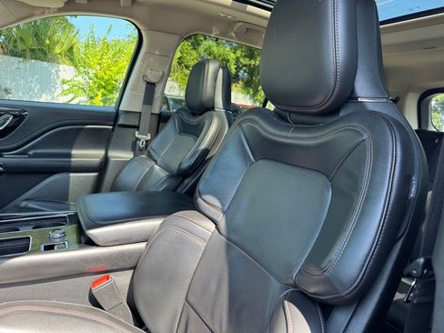 Used 2022 Lincoln Aviator Reserve w/ Equipment Group 201A image 46