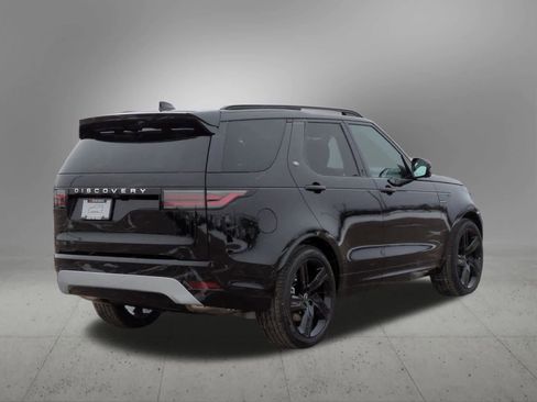 New 2026 Land Rover Discovery Limited Edition image 6