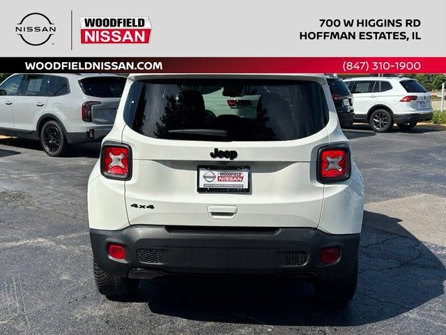 Used 2022 Jeep Renegade Altitude w/ Convenience Group AWD/4WD image 5