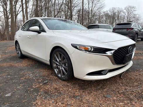 Used 2024 MAZDA MAZDA3 s image 2