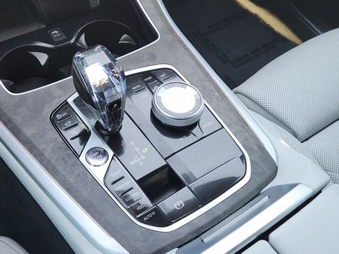 Used 2023 BMW X5 xDrive40i w/ Executive Package image 22