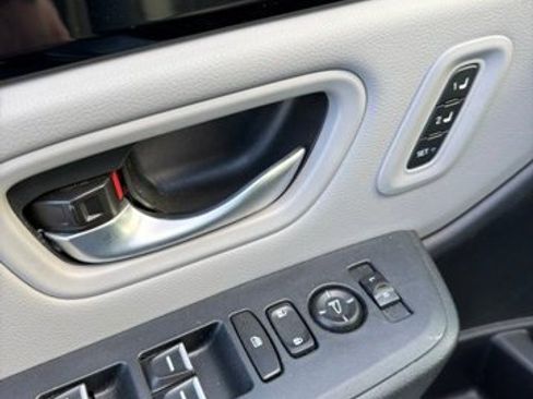 Used 2024 Honda Pilot EX-L image 17