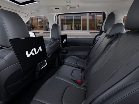 New 2025 Kia Carnival SX FWD image 18