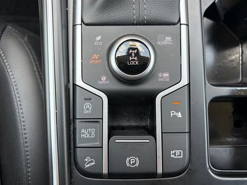 Certified 2024 Kia Sorento X-Line EX AWD/4WD image 22