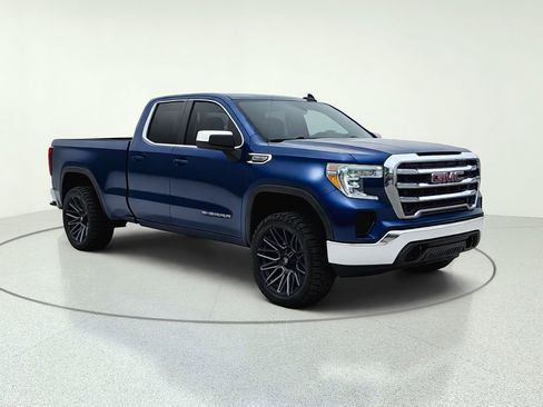 Used 2022 GMC Sierra 1500 SLE w/ Remote Start Package AWD/4WD image 1