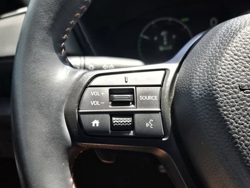 Used 2025 Honda CR-V Sport image 24