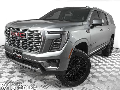 Used 2026 GMC Yukon XL Denali w/ Sun & Power Step Package AWD/4WD image 1