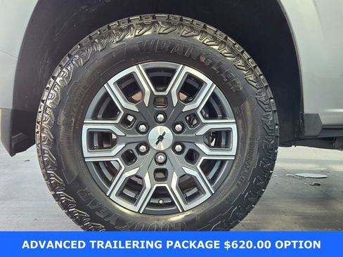 Used 2024 Chevrolet Colorado Z71 w/ Z71 Convenience Package 2 image 5