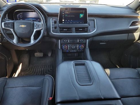 Used 2022 Chevrolet Suburban Premier image 9
