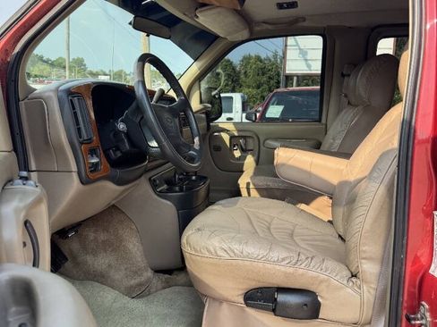 Used 1997 Chevrolet Express 1500 RWD image 9