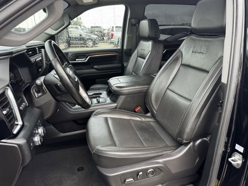 Used 2024 GMC Sierra 2500 Denali w/ Denali Reserve Package AWD/4WD image 28