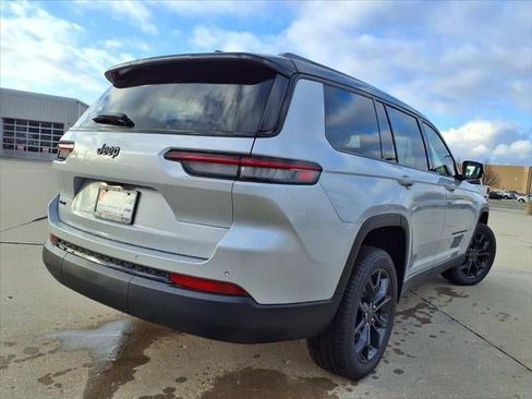 New 2025 Jeep Grand Cherokee L Limited w/ Trailer Tow Package image 64