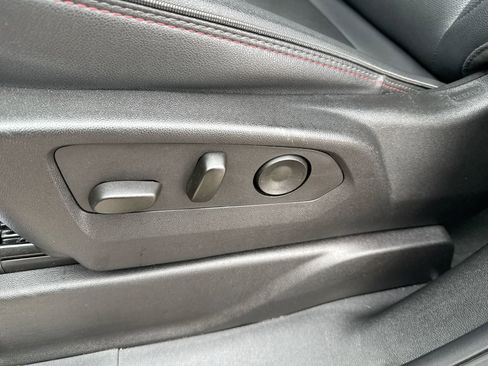 Used 2025 Chevrolet Suburban RST w/ Sun And Tow Package image 14