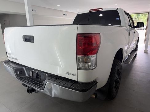 Used 2011 Toyota Tundra 4x4 Double Cab w/ Tow Pkg image 9