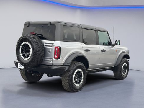 Used 2023 Ford Bronco Badlands w/ Sasquatch Package image 10