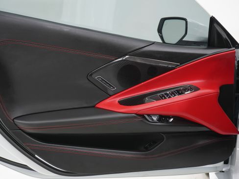 Used 2023 Chevrolet Corvette Stingray Premium Conv w/ Z51 Performance Package image 12