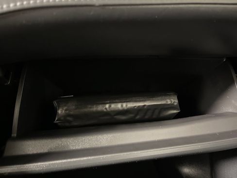 Certified 2021 Toyota Highlander XLE AWD/4WD image 25