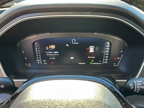 Used 2025 Honda Pilot Elite image 14