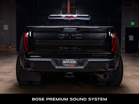 Used 2026 GMC Sierra 3500 Denali Ultimate image 8