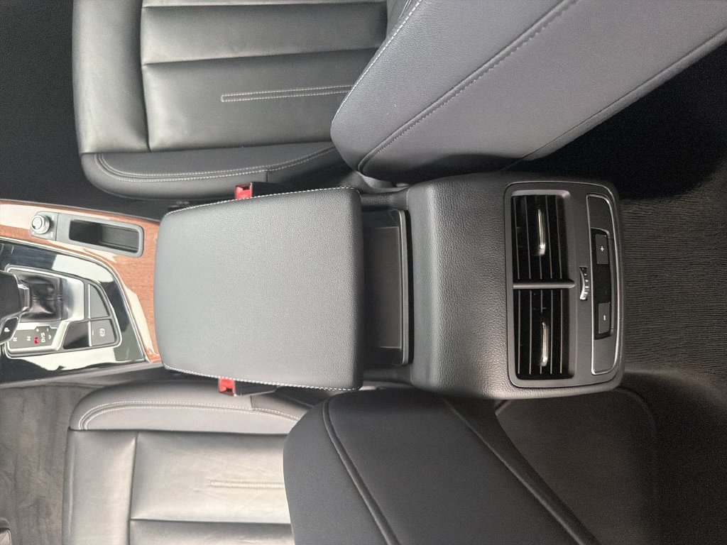 Used 2022 Audi A4 2.0T Premium AWD/4WD image 25