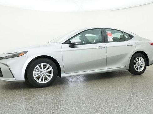 New 2026 Toyota Camry LE image 8