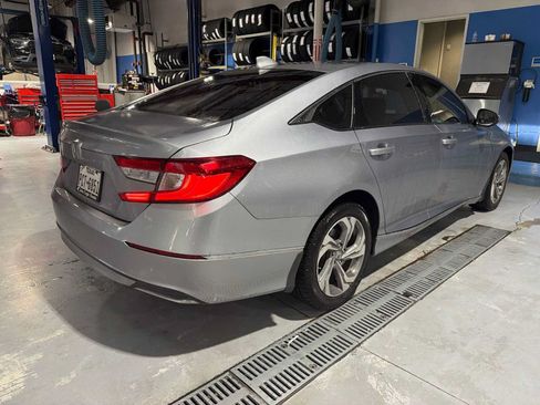 Used 2020 Honda Accord EX image 3