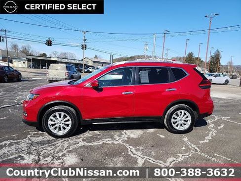Certified 2017 Nissan Rogue SV w/ SV Premium Package image 5