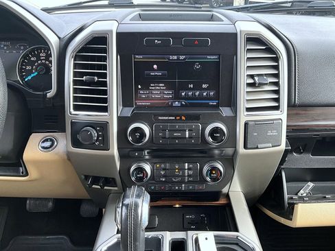 Used 2015 Ford F150 Lariat w/ Equipment Group 502A Luxury image 14