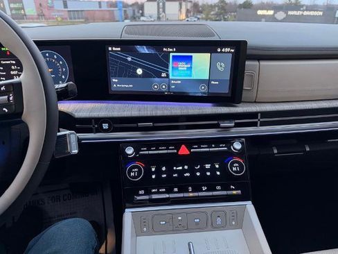 Used 2025 Hyundai Santa Fe Calligraphy image 18