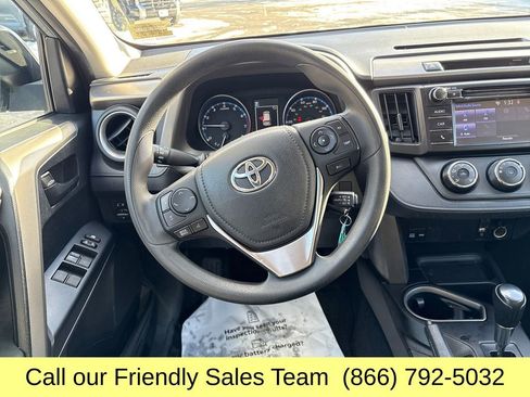 Used 2017 Toyota RAV4 LE image 22